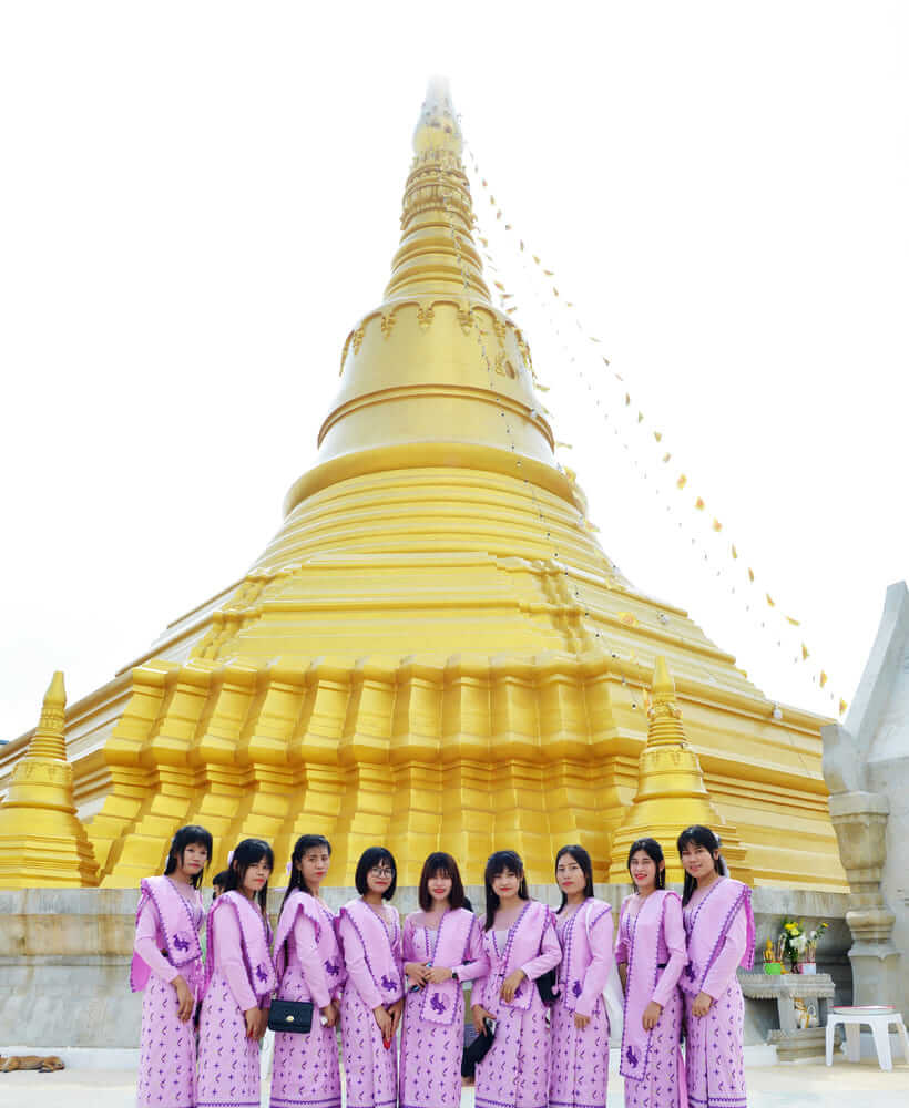 “พหุวัฒนธรรมสมดุล” : การสร้างสมรรถนะระหว่างวัฒนธรรมในกรณีแรงงานต่างชาติในประเทศไทยท่ีมีสัญชาติเมียนมา กัมพูชา และลาว