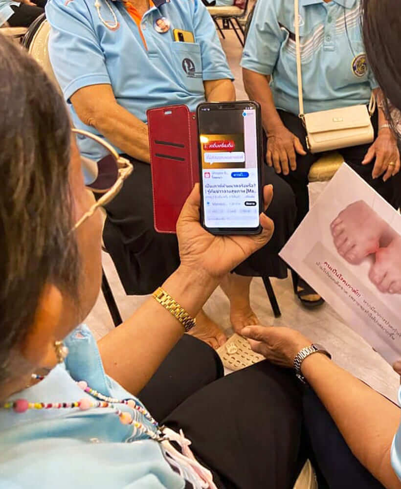 Developing an Intelligence Center for Thai Elderly Media Literacy