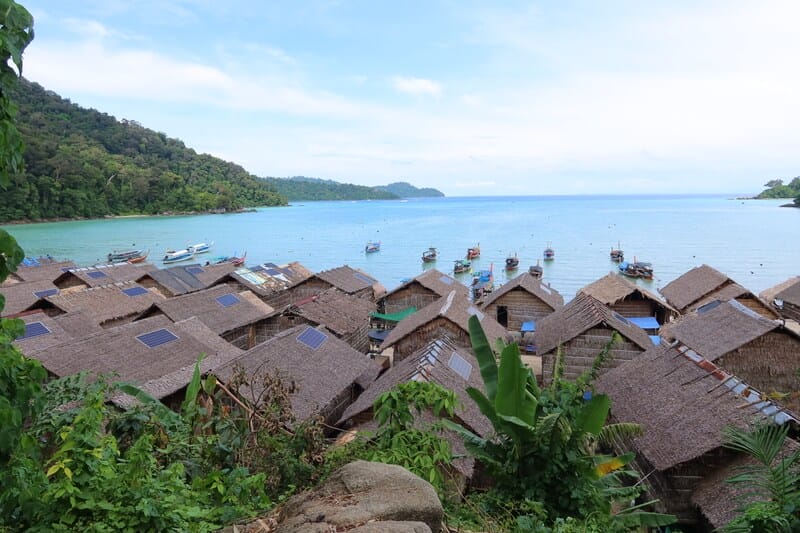 “ฟังสัญญาณธรรมชาติ” และอยู่ร่วมกับระบบนิเวศอย่างกลมกลืน: การปรับใช้องค์ความรู้ทางวัฒนธรรมของมอแกนในการรับมือกับการเปลี่ยนแปลงสภาพภูมิอากาศ